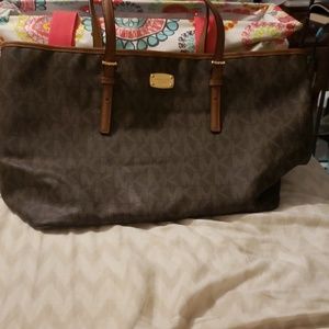 Micheal Kors tote bag